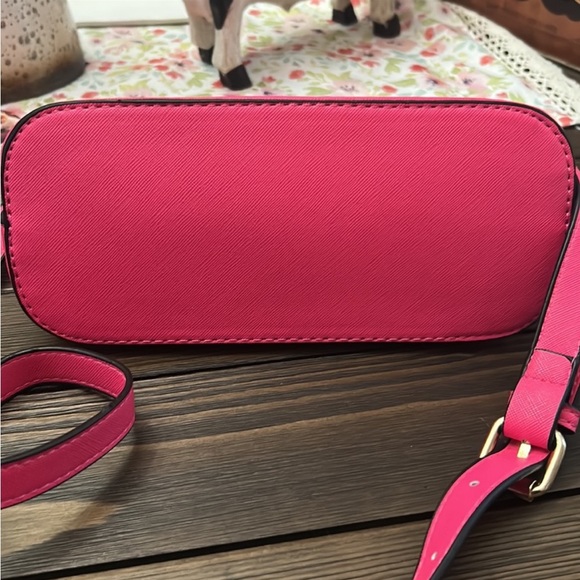 NWOT - Picture 3 of 4